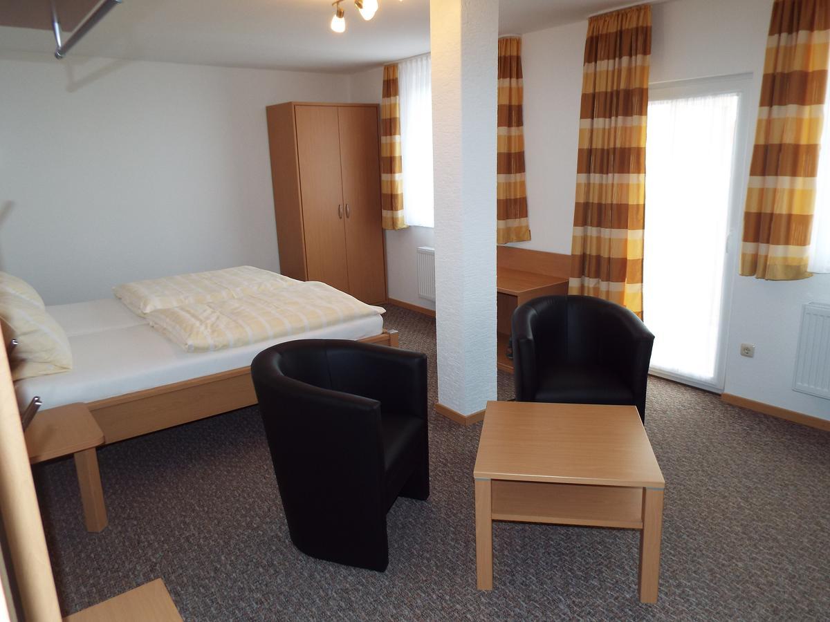 Hotel Garni Zum Reinhardswald Gewissenruh Quarto foto