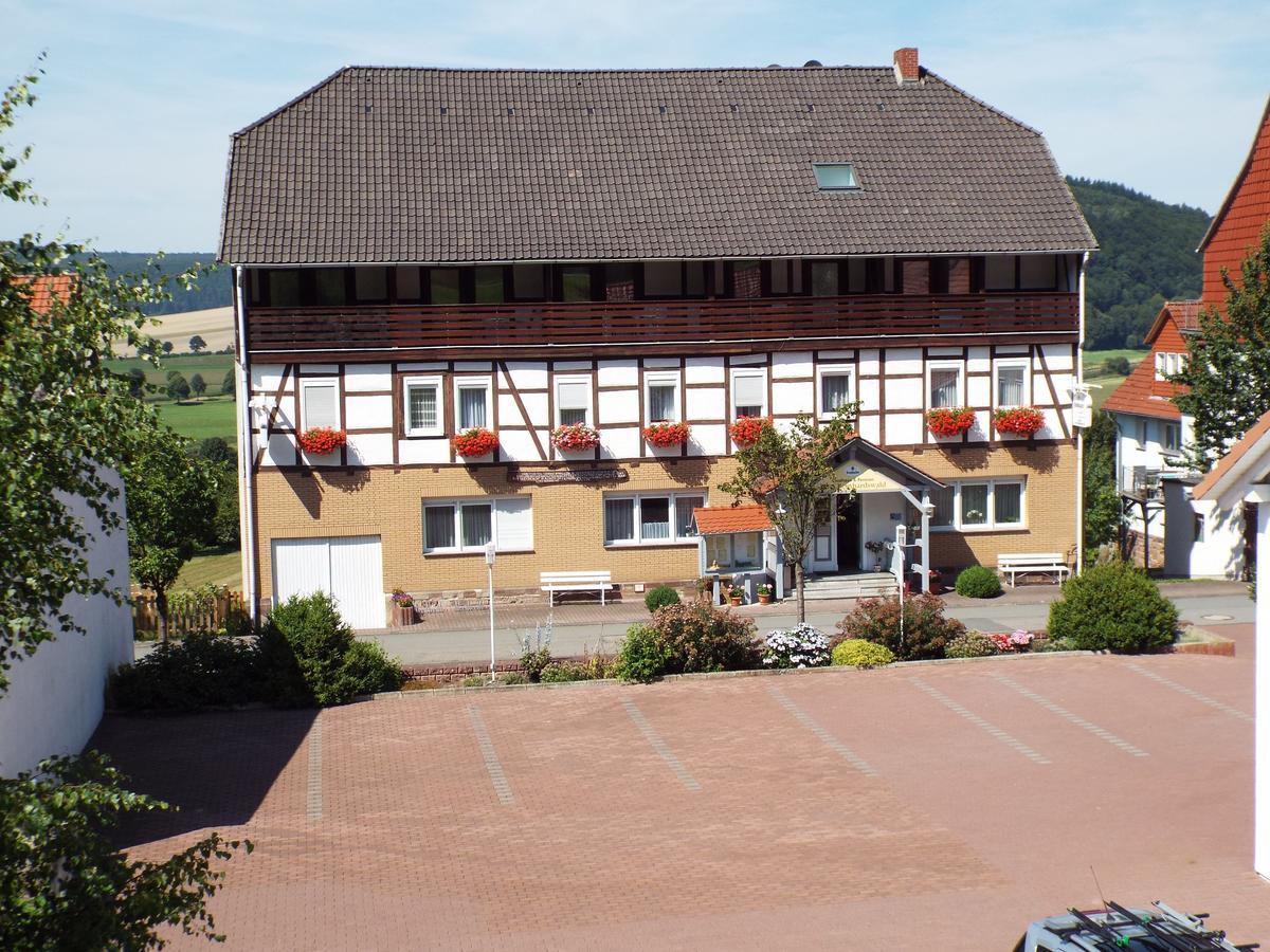 Hotel Garni Zum Reinhardswald Gewissenruh Exterior foto